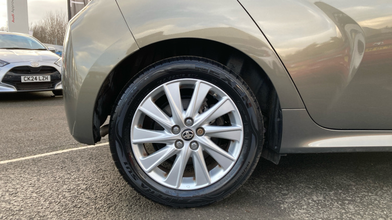 Toyota Yaris 1.5 Hybrid Icon 5dr CVT Hybrid Hatchback